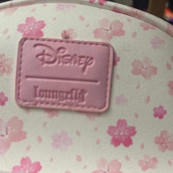 Disney Pink Floral Winnie the Pooh Kids Bag - Picture 2 of 3